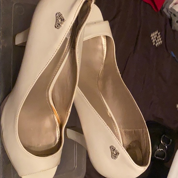 Platform - Picture 3 of 3